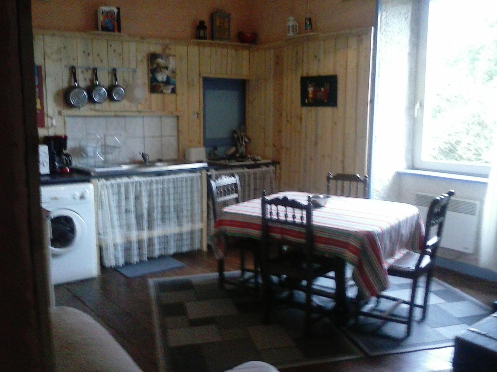 Les Gites Du Couvent Alternatif Camlez Szoba fotó